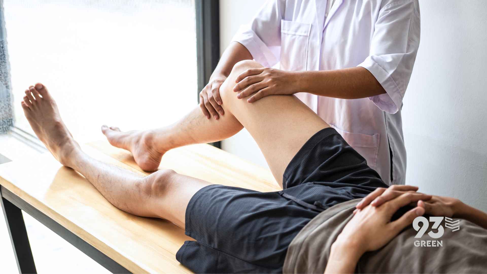Knee injury rehabilitation - Support recovery with 93Green
